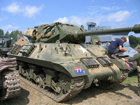 M10, War & Peace Show 2004